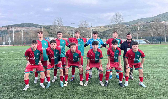 Bilecik U18 Gençler Ligi'nde Osmanelispor liderliğini sürdürdü