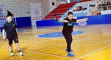 Bilecik'te Badminton Küçükler İl Birinciliği müsabakaları tamamlandı