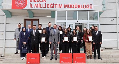 Bilecik'te genç yetenekler ödüllendirildi