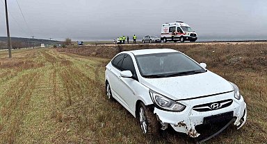 Bilecik'te ıslak yol kazaya neden oldu: 2 yaralı