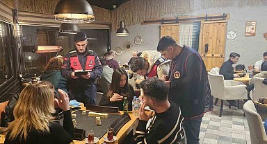 Bilecik'te kumar ve yasa dışı bahis uygulamasında 6 kişi yakalandı