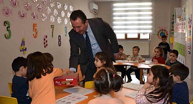 Bilecik'te miniklerden Ramazan yardımı