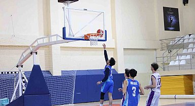 Bilecik'te okul sporları basketbol grup müsabakaları sürüyor