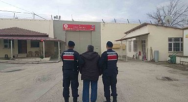 Bilecik'te resmi belgede sahtecilik suçundan aranıyordu yakalandı