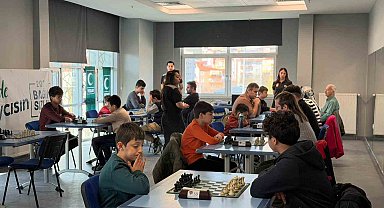 Bilecik'te satranç turnuvası düzenlendi