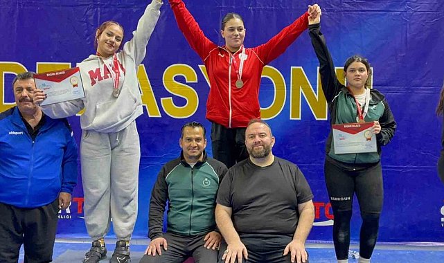 Bilecikli halter sporcusu Türkiye 2'ncisi oldu