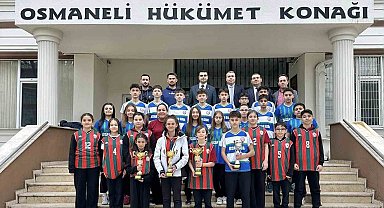 Bilecikli öğrencilerden şampiyonluk başarısı