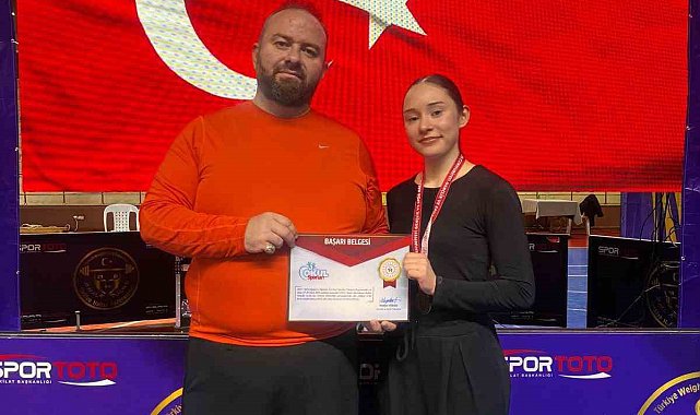 Bilecikli sporcu Türkiye ikincisi oldu