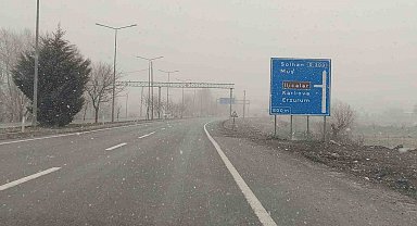 Bingöl'de kar yağışı başladı