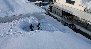 Bitlis'te tekstilciler kar yüzünden güneş panellerini kullanamıyor