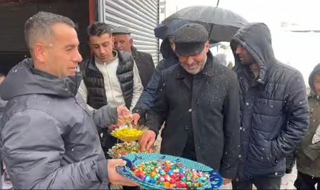 Bitlis'te yılların bayram geleneği yaşatılıyor