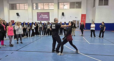 Bodrum'da kadınlara savunma eğitimi: "4 hareket bile hayat kurtarabilir"