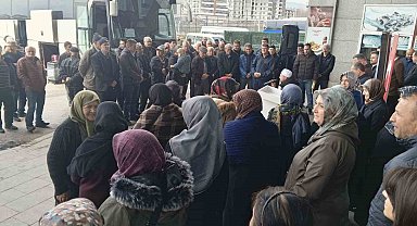 Bolu'da Şevval umresi için 25 kişilik kafile dualarla uğurlandı