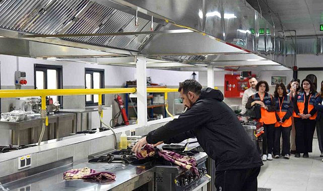 BŞEÜ'de yangına müdahale ve güvenli tahliye eğitimi