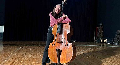 Bu çocuğun kulakları radar kadar hassas