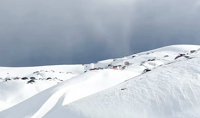 Bu kez çatıdan girdi