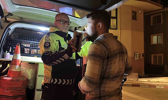 Burdur'da tehlikeli araç kullandı, yakalandığında alkollü çıktı