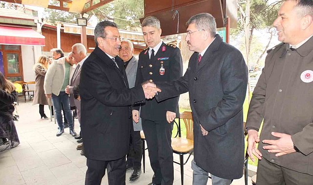 Burhaniye'de bayramlaşma töreni düzenlendi