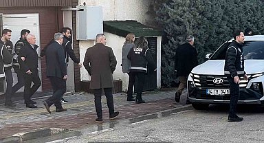 Bursa Büyükşehir Belediye Başkanı Bozbey gözaltına alındı