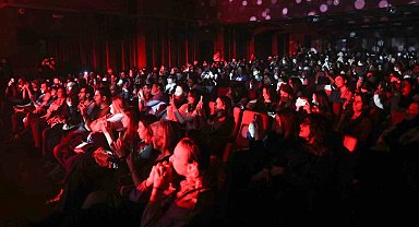 Bursa'da Can Ozan ile müzik dolu gece