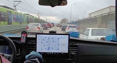 Bursa'da hayat koridoru açıldı Sürücülerden alkışlanacak hareket