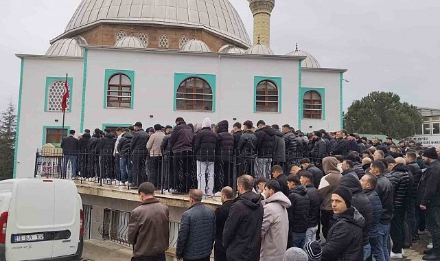 Bursa'daki feci kazada hayatını kaybeden genç son yolculuğuna uğurlandı