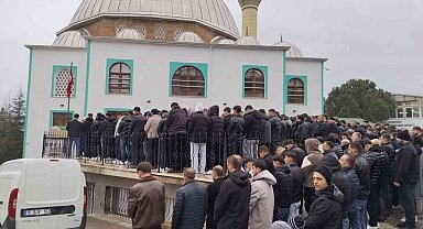 Bursa'daki feci kazada hayatını kaybeden genç son yolculuğuna uğurlandı