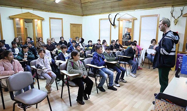 Büyükşehir Belediyesi çocuklara suyun önemini anlatıyor