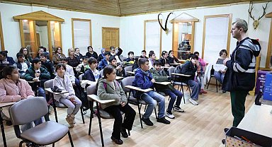 Büyükşehir Belediyesi çocuklara suyun önemini anlatıyor