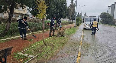 Büyükşehir ekiplerinden Nazilli yürüyüş yolunda bakım çalışması