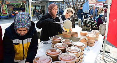 Büyükşehir'in iftar sofrası Altıeylül'de gönülleri ısıttı
