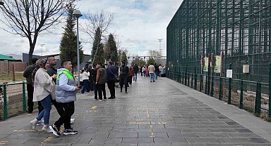Büyükşehirin hayvanat bahçesinde bayram yoğunluğu: 40 bin ziyaretçi