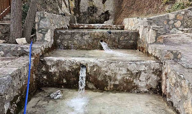 Çameli'nin önemli su kaynaklarında Paşaderesi Şelalesi yeniden akmaya başladı