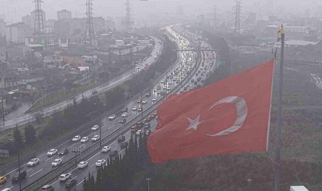 Çamlıca Gişeleri'nde dönüş yoğunluğu havadan görüntülendi