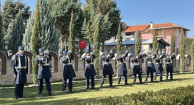 Çanakkale şehitleri Uşak'ta törenle anıldı