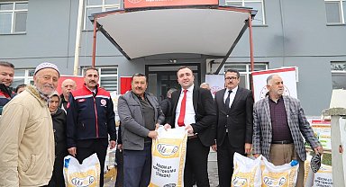 Çeltikçi'de üreticiye aspir tohumu desteği