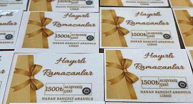 Çermik'te öğrencilere yardım çeki dağıtıldı