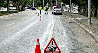 Çeşme'de bayramda trafik denetimleri sıklaştırıldı