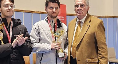Çeşmeli satranççı Türkiye Kupası İzmir il birincisi oldu