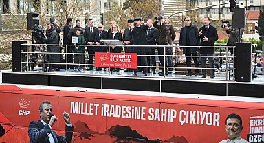 CHP Genel Başkanı Özel Kuşadası'nda