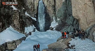Çır Şelalesi misafirlerini ağırlıyor