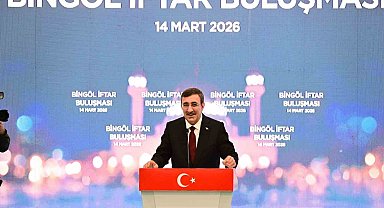 Cumhurbaşkanı Yardımcısı Yılmaz: "Savaşlardan uzaklaşılması yönünde her türlü gayreti sarf ederken bir taraftan da iç cephemizi kuvvetlendirmeliyiz"