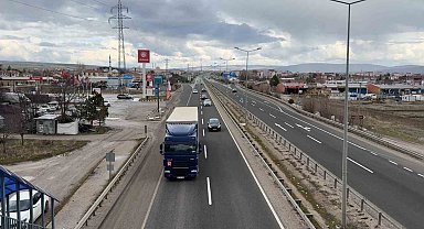 D100 karayolunda bayram dönüşü yoğunluğu