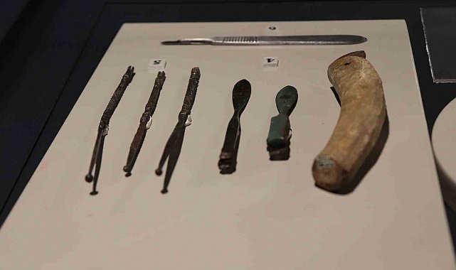 Denizli'de Antik Tıp Aletleri Sergisi yoğun ilgi gördü