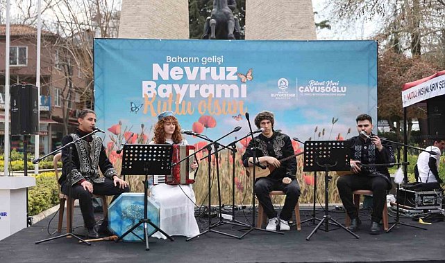 Denizli'de bahara görkemli karşılama