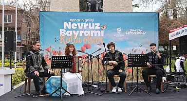 Denizli'de bahara görkemli karşılama