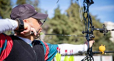 Denizlili Para Okçu Abdullah Yorulmaz Türkiye Şampiyonu oldu