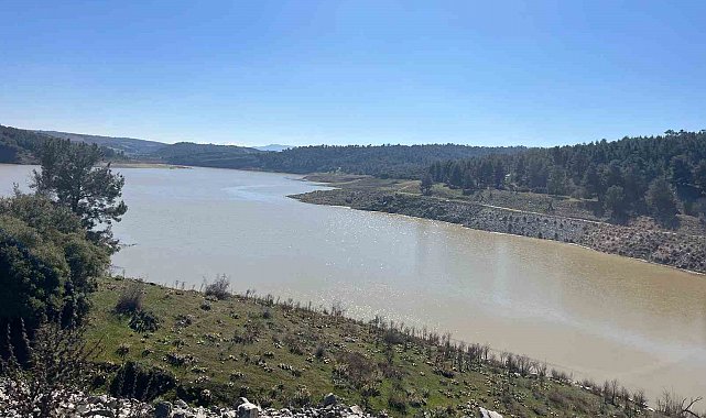 Derbent Barajı'nda su seviyesi zirvede