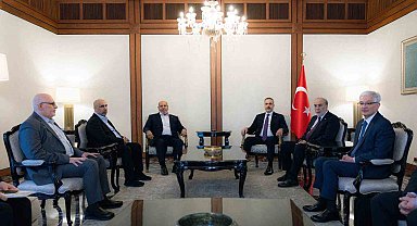 Dışişleri Bakanı Hakan Fidan, Hamas Siyasi Büro Üyesi Halil Hayye başkanlığındaki Hamas heyeti ile Ankara'da görüştü.