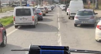 Diyarbakır'da itfaiye ekiplerine 'fermuar' sistemiyle yol verdiler